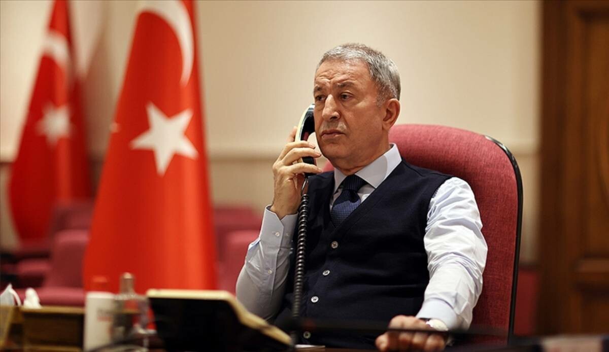 Bakan Akar Yeni Zelandalı mevkidaşı ile görüştü Bakan Akar Yeni Zelandalı mevkidaşı ile görüştü