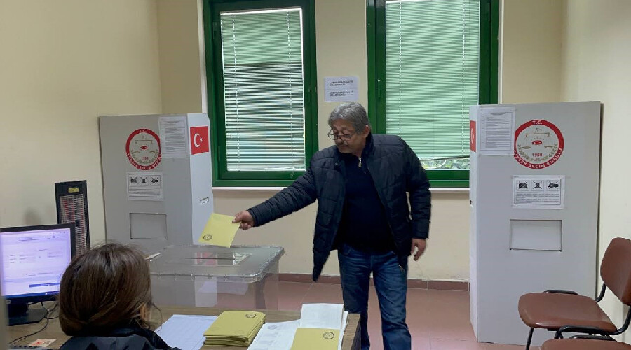 Gurbetçiler, Cumhurbaşkanlığı seçimi için sandık başına gitti