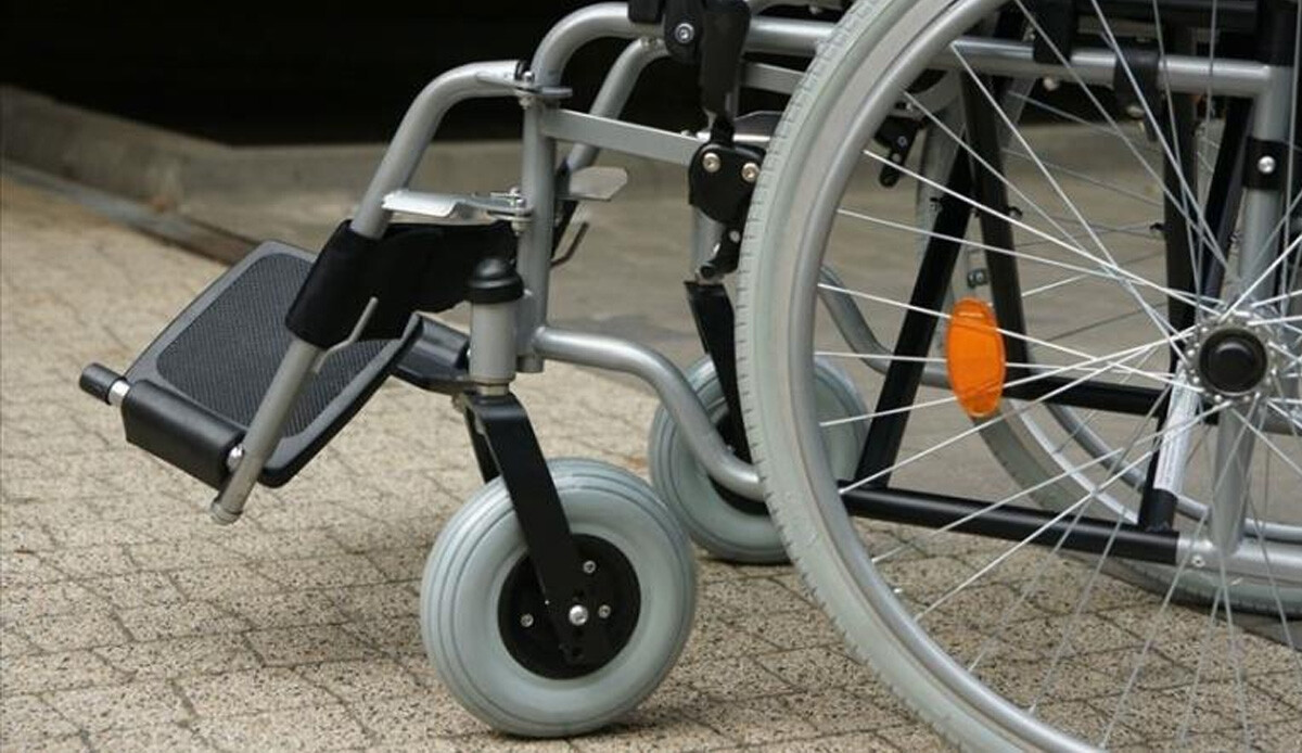 Fransa'da tekerlekli sandalyeler ücretsiz olacak Fransa'da tekerlekli sandalyeler ücretsiz olacak