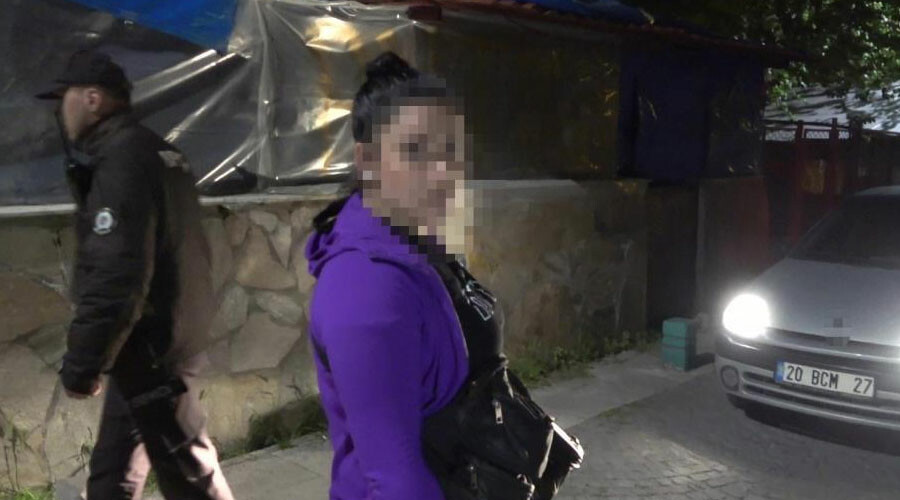 Yakayı ele verince kılıktan kılığa girdiler… Komedi filmi gibi kumar operasyonu: Nikah kıyıyorduk Yakayı ele verince kılıktan kılığa girdiler… Komedi filmi gibi kumar operasyonu: Nikah kıyıyorduk