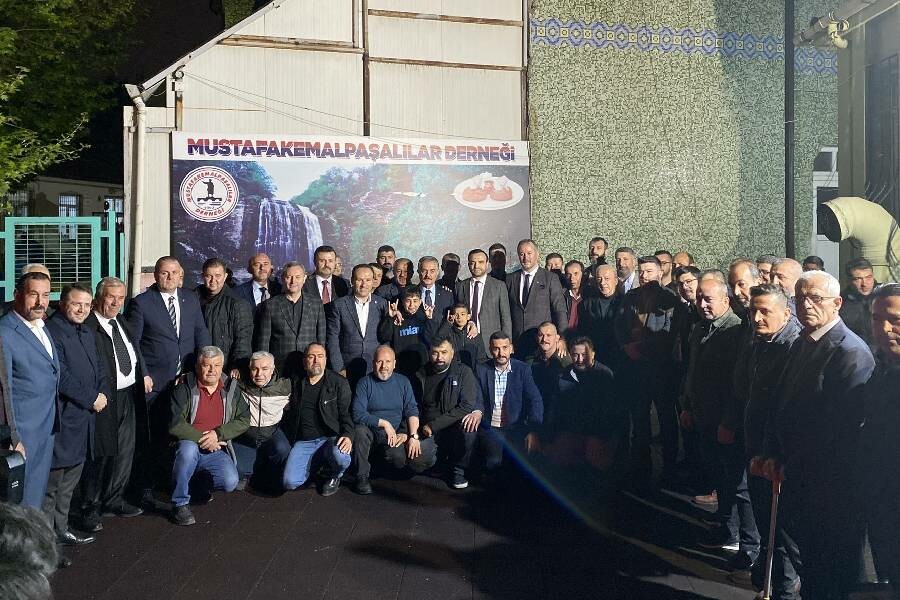 MHP Genel Sekreteri Büyükataman: Parlamenter sistem siyasi istikrarı getirmedi MHP Genel Sekreteri Büyükataman: Parlamenter sistem siyasi istikrarı getirmedi
