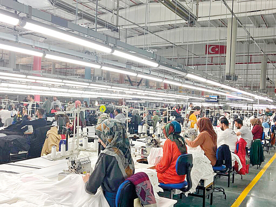 TGSD ilk adımı attı, 1.200 kişilik konteyner kentte hayat başladı