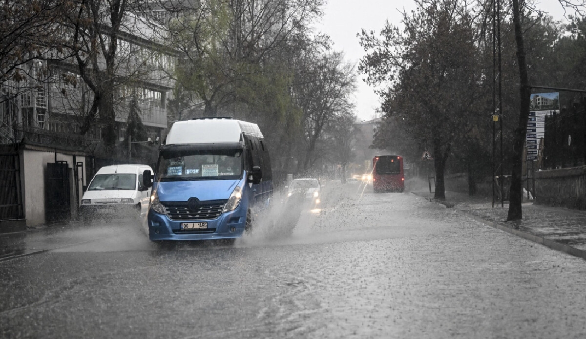 Meteoroloji ve AKOM uyardı! 22 il için sarı alarm: Sağanak, fırtına ve su baskını… Meteoroloji ve AKOM uyardı! 22 il için sarı alarm: Sağanak, fırtına ve su baskını…