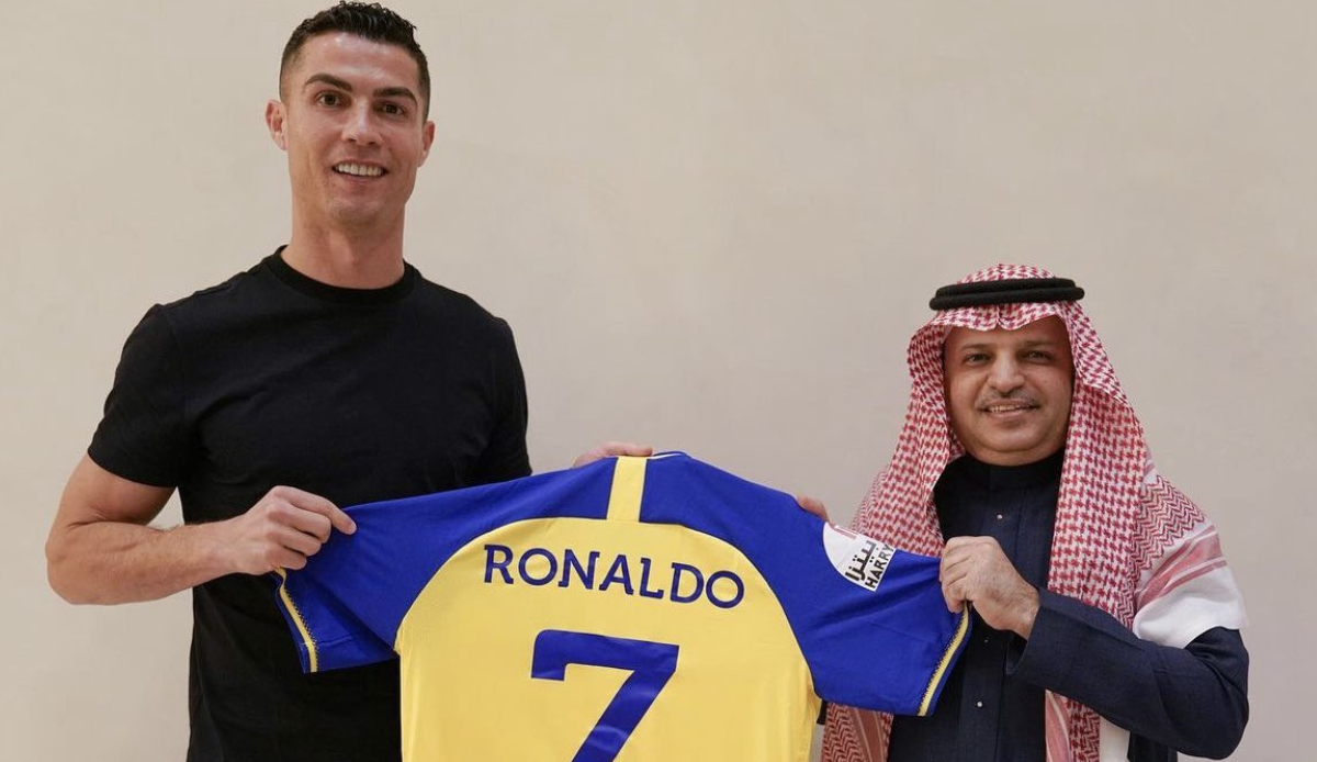 Ronaldo aldığı haberle yıkıldı! Al Nassr Başkanı Al-Muammar beklenen açıklamayı yaptı Ronaldo aldığı haberle yıkıldı! Al Nassr Başkanı Al-Muammar beklenen açıklamayı yaptı