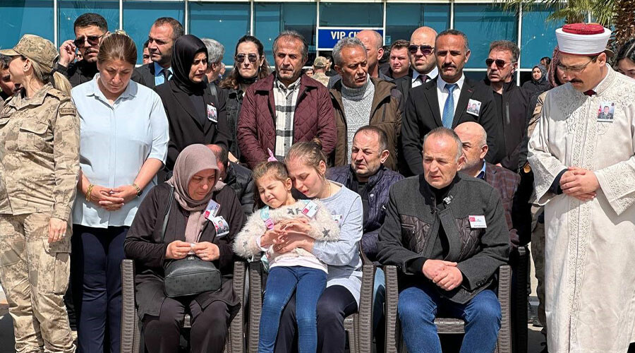 Mardin’de şehit asker için tören: Gözyaşları sel oldu