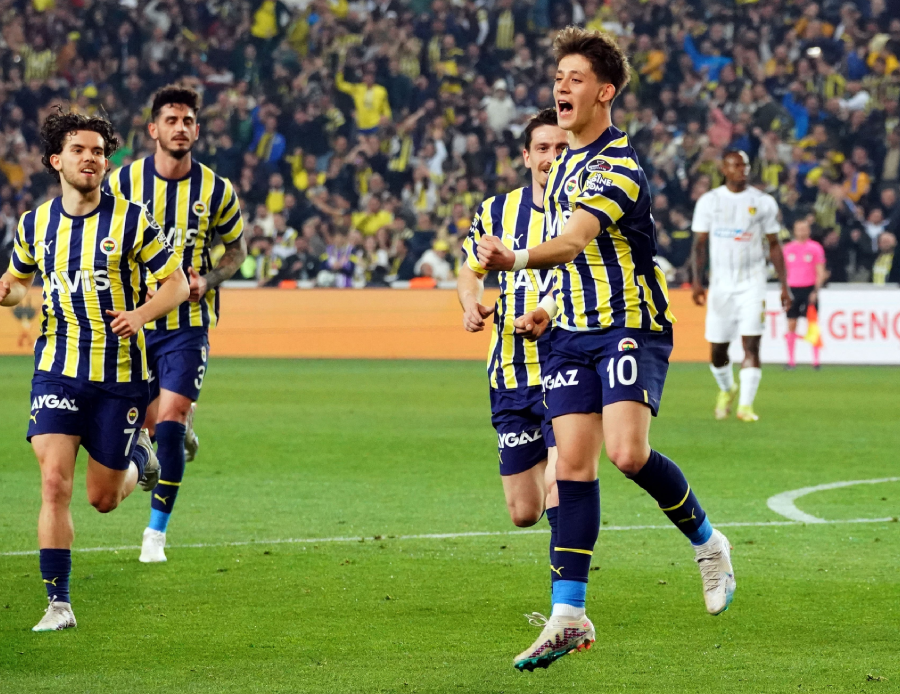 Avrupa devi Arda Güler için görüşmelere başladı! Fenerbahçe'nin kazanacağı rekor bonservis belli oldu