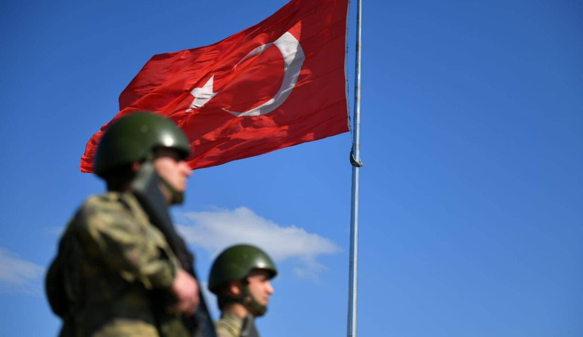 Hem PKK&#039;ya hem de FETÖ&#039;ye geçit yok! MSB duyurdu: Yunanistan&#039;a geçmeye çalışan 3 terörist yakalandı