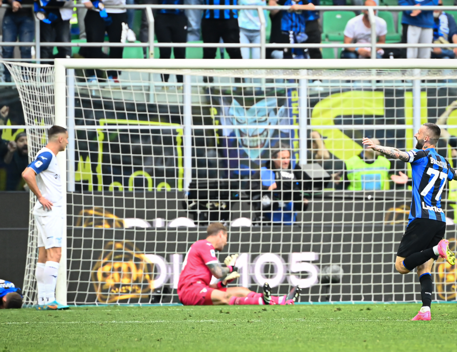 Inter - Lazio (3-1 ÖZET) Milano'da nefes kesen mücadele: 3 puan son çeyrekte geldi