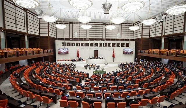 Vekil göçü başladı, odalar boşaltılıyor Vekil göçü başladı, odalar boşaltılıyor