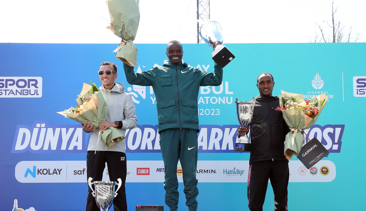 N Kolay İstanbul Yarı Maratonu’nda kazananlar belli oldu! 12 binden fazla sporcu katıldı