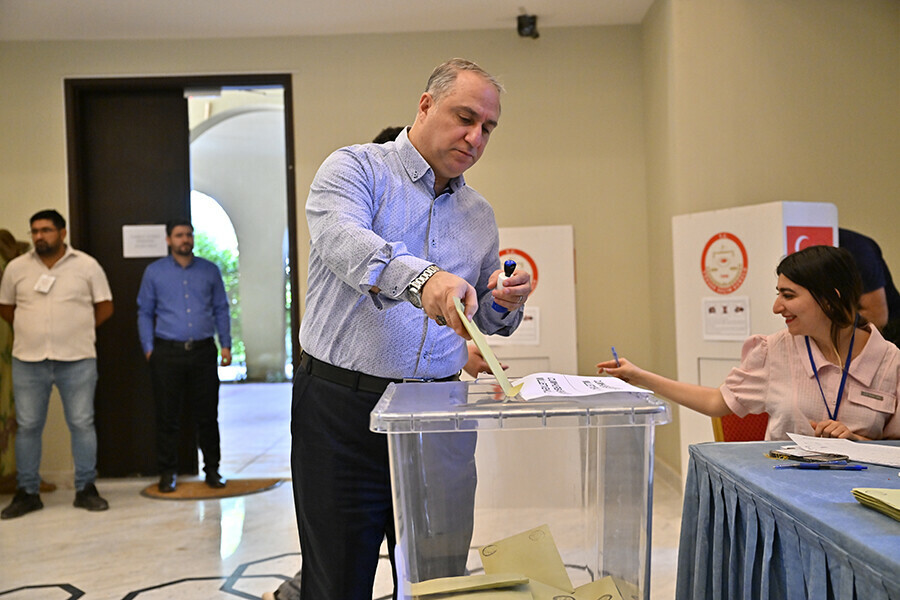 Yurt dışında kaç kişi oy kullandı? YSK atılan oy sayısını açıkladı