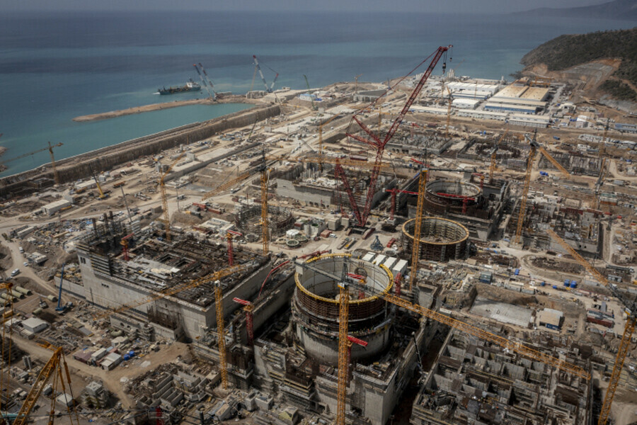 Hükûmetten baş döndüren tempo: Günde 1 açılış