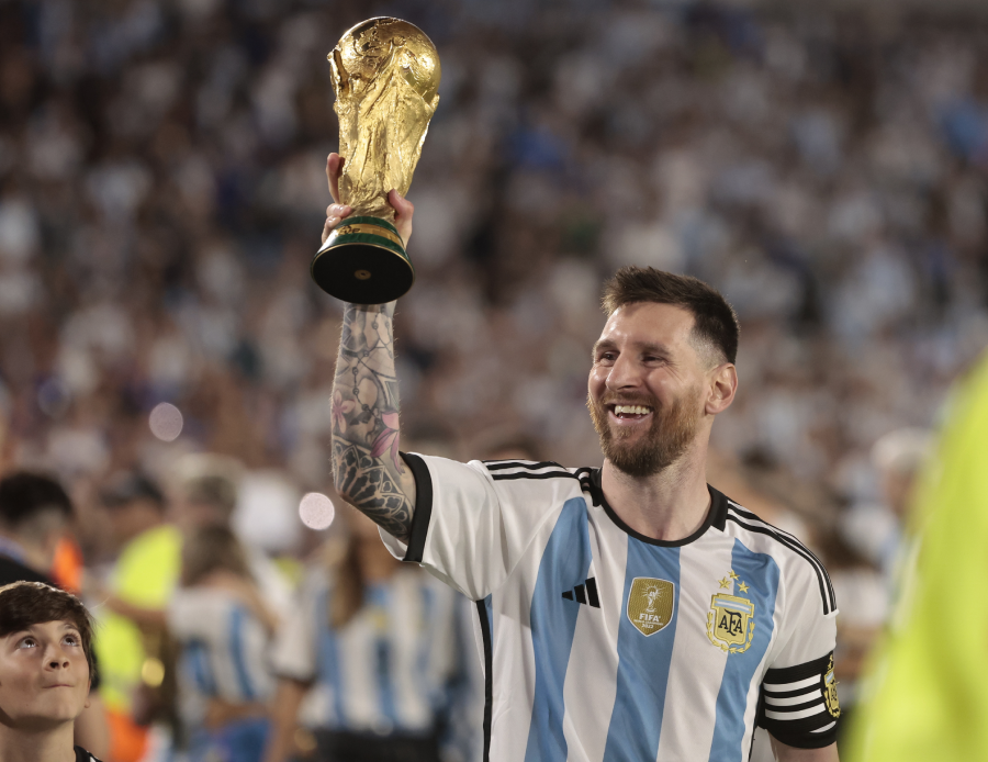 Lionel Messi Suudi Arabistan'da! PSG bu gelişme sonrası kriz çıkardı Lionel Messi Suudi Arabistan'da! PSG bu gelişme sonrası kriz çıkardı