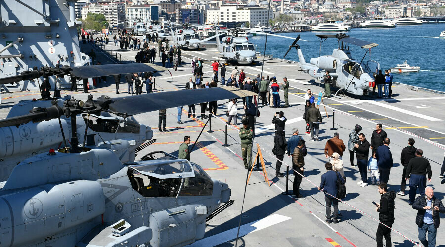 TCG Anadolu rotayı Ege’ye kırdı… İzmir’de ziyarete açılıyor! TCG Anadolu rotayı Ege’ye kırdı… İzmir’de ziyarete açılıyor!