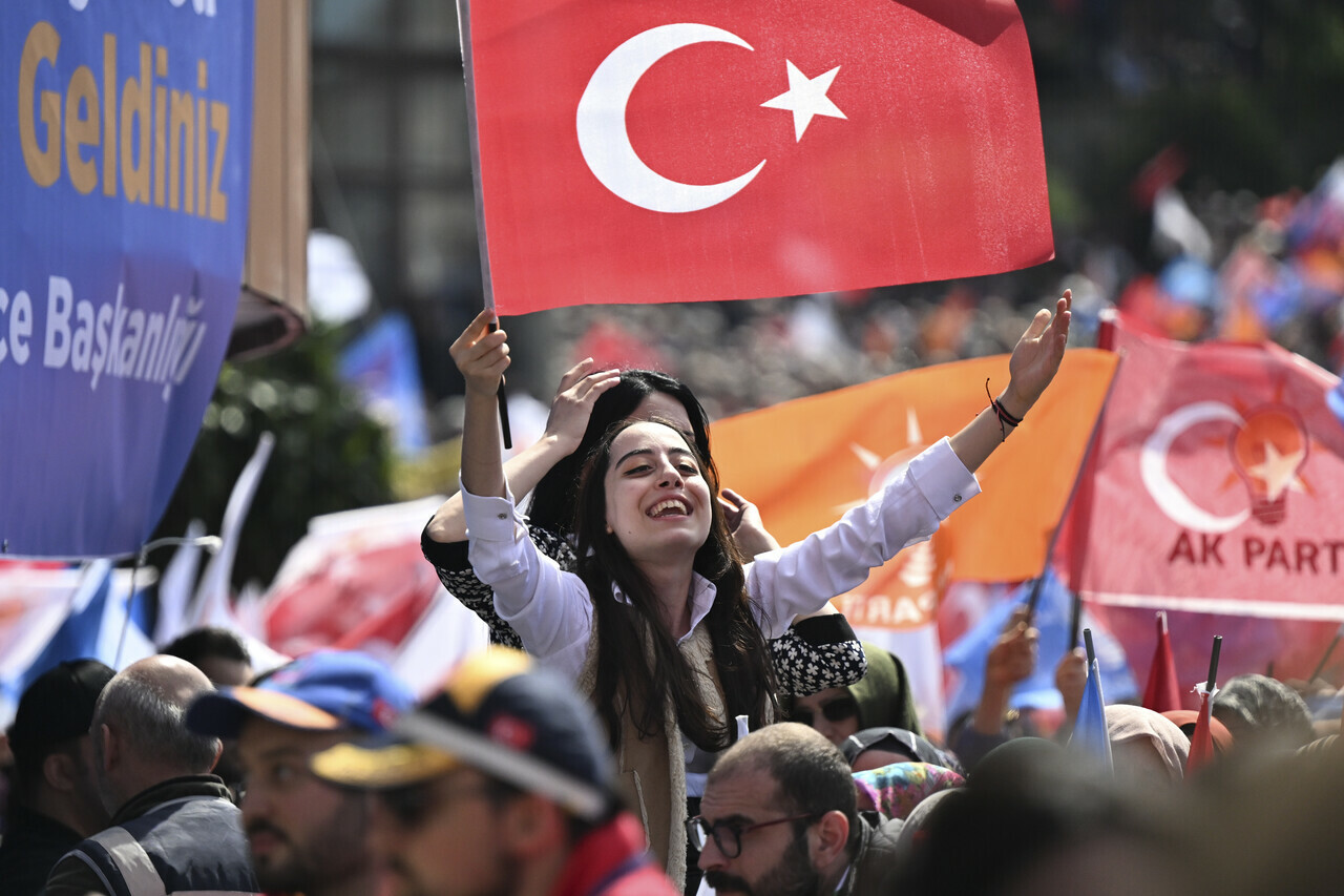 Cumhurbaşkanı Erdoğan'dan Kılıçdaroğlu'na 'Bayraktar' tepkisi: Verdiğim bir kuruş yoktur, yüreğin varsa çık açıkla! Cumhurbaşkanı Erdoğan'dan Kılıçdaroğlu'na 'Bayraktar' tepkisi: Verdiğim bir kuruş yoktur, yüreğin varsa çık açıkla!