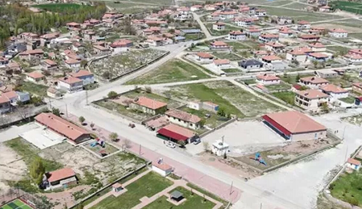 Mahallede 1.2 milyar dolarlık altın rezerv bulundu, bölge sakinleri sevinçten havaya uçtu