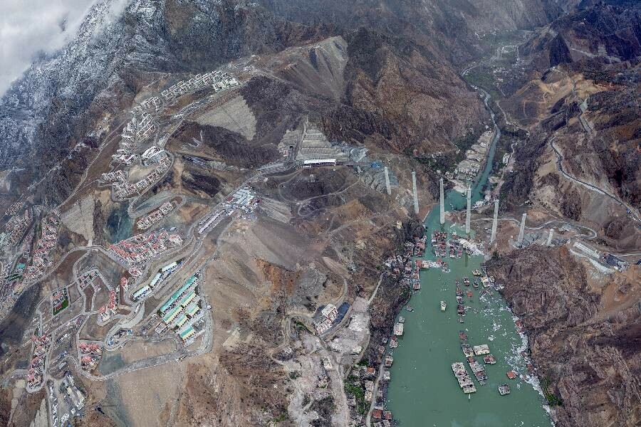 Eski yerleşim yeri sular altında kaldı: O süreç aşama aşama kayıt altına alındı Eski yerleşim yeri sular altında kaldı: O süreç aşama aşama kayıt altına alındı