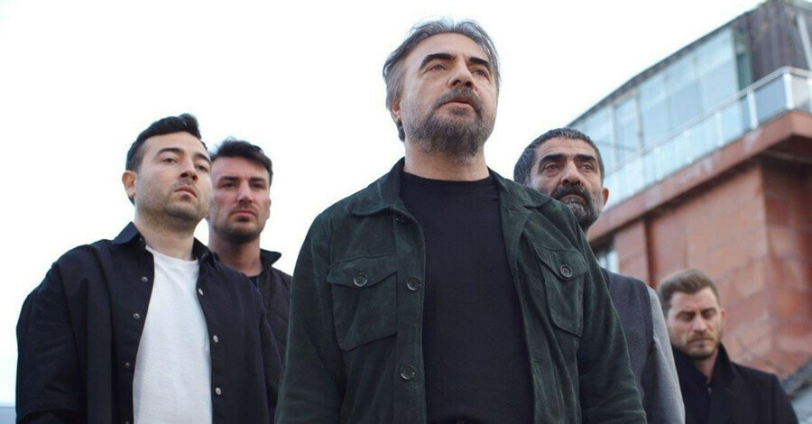 Oktay Kaynarca’dan ‘lüks araç aldı’ iddiasına cevap! Meğer gerçek farklıymış Oktay Kaynarca’dan ‘lüks araç aldı’ iddiasına cevap! Meğer gerçek farklıymış