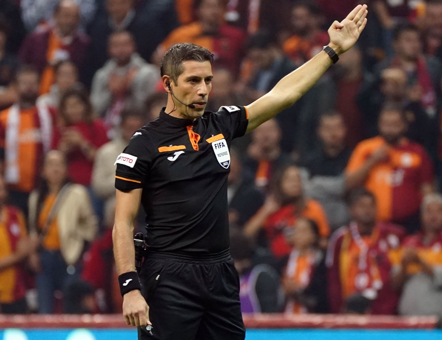 TFF Ali Palabıyık'ın üzerini çizdi! Yaptığı hata pahalıya patladı TFF Ali Palabıyık'ın üzerini çizdi! Yaptığı hata pahalıya patladı
