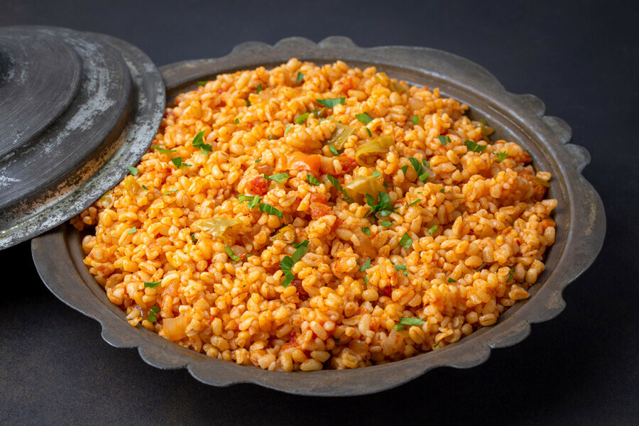 Kaşıktan tane tane dökülüyor… Lokanta usulü bulgur pilavının sırrı buymuş Kaşıktan tane tane dökülüyor… Lokanta usulü bulgur pilavının sırrı buymuş