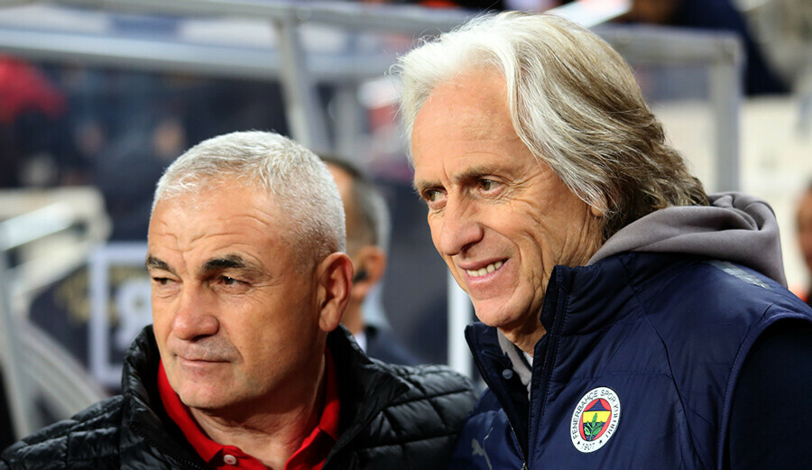 Fenerbahçe ile Sivasspor yenişemedi: Hesap Kadıköy'e kaldı