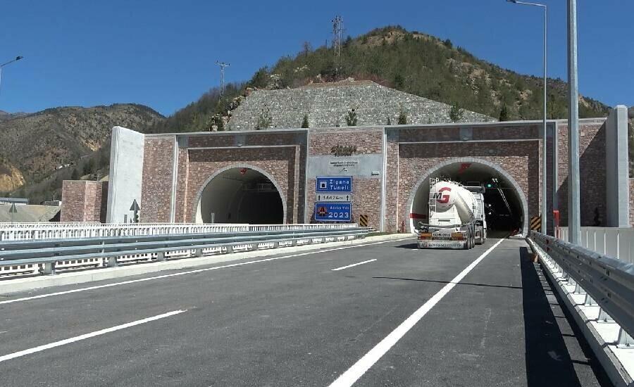 Zigana Tünelini kullanan vatandaş: Dağın çilesi bitti Zigana Tünelini kullanan vatandaş: Dağın çilesi bitti