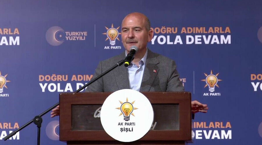 Kılıçdaroğlu’nun olaylı Van mitingi: Öcalan sloganı atan 2 kişi gözaltına alındı Kılıçdaroğlu’nun olaylı Van mitingi: Öcalan sloganı atan 2 kişi gözaltına alındı