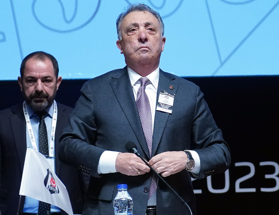 Ahmet Nur Çebi: Bizim kültürümüzde hakemlerle, teşviklerle ve primlerle maç almak gibi bir kültür yok Ahmet Nur Çebi: Bizim kültürümüzde hakemlerle, teşviklerle ve primlerle maç almak gibi bir kültür yok