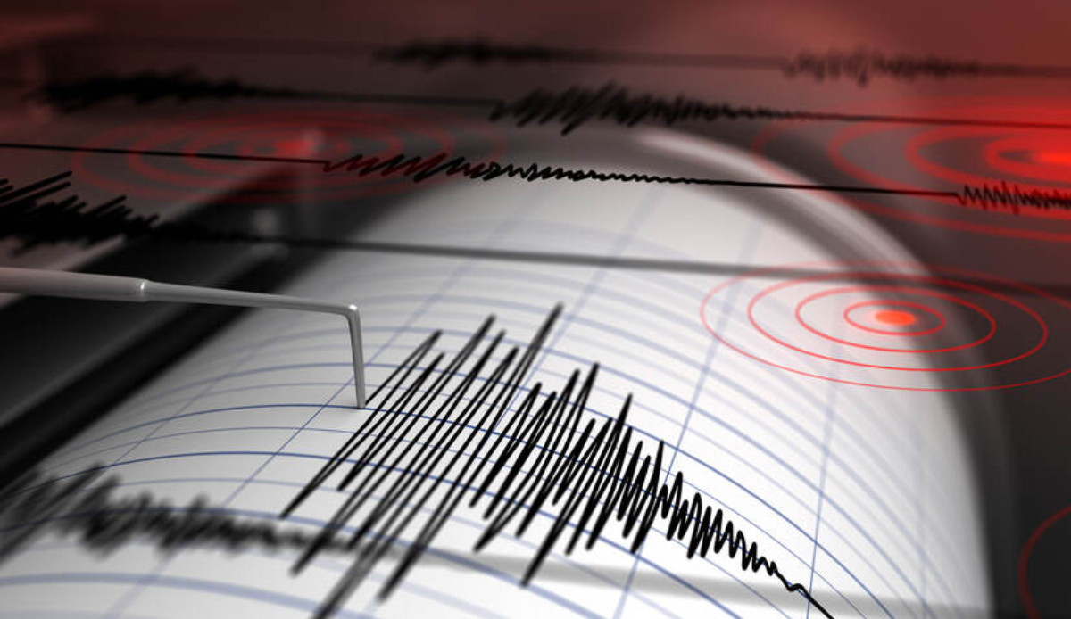 Yeniden sallandı! 6,3 büyüklüğünde deprem meydana geldi