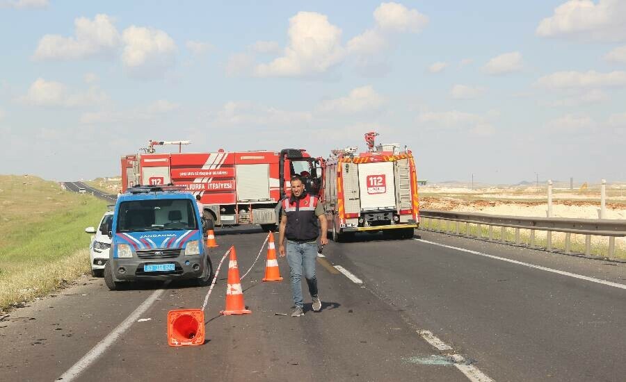 Şanlıurfa’da feci kaza: 6 ölü, 1 yaralı Şanlıurfa’da feci kaza: 6 ölü, 1 yaralı