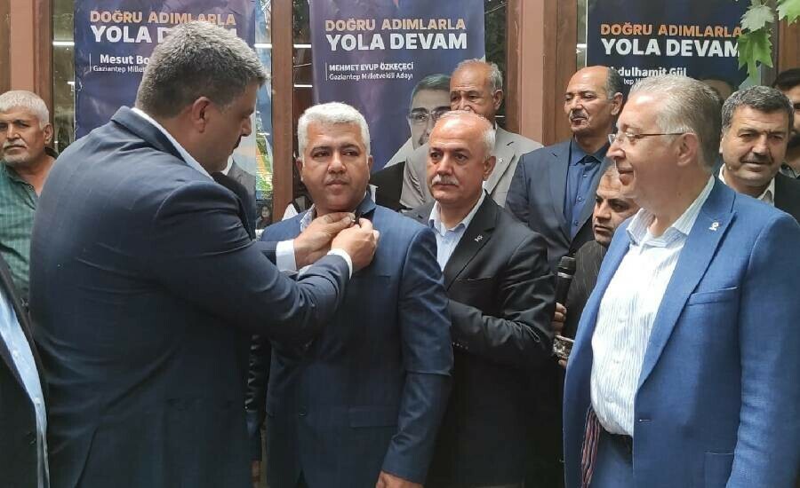 Millet İttifakı’nı sarsan haber! İstifa eden 2 bin kişi yeni partisini duyurdu