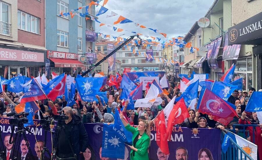 Bakan Dönmez Kılıçdaroğlu’na bu sözlerle yüklendi: Para dilenmene gerek yok, kaynak Anadolu’da