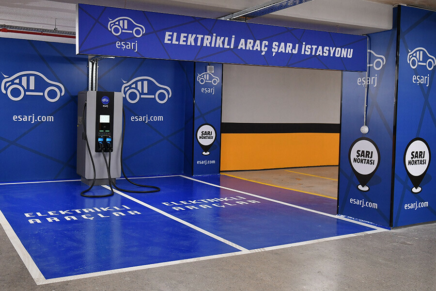 Togg için bir yeni hamle daha: Aynı anda iki otomobili de dolduracak