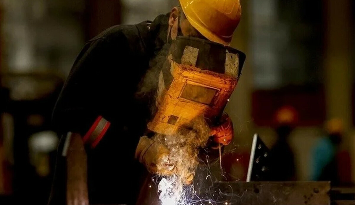 Milyonlarca çalışanı ilgilendiren emsal karar! Haftalık saat aşmasa da fazla mesai ücreti ödenecek Milyonlarca çalışanı ilgilendiren emsal karar! Haftalık saat aşmasa da fazla mesai ücreti ödenecek