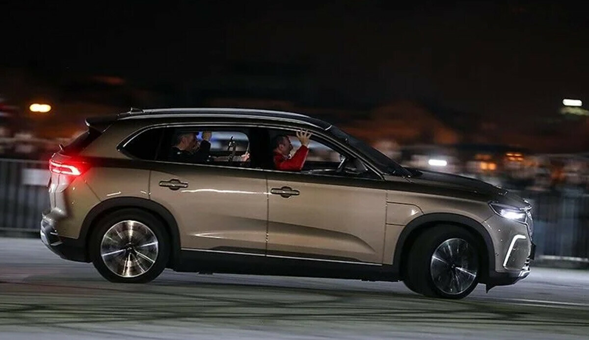 Bakan Varank'tan Togg gösterisi: Bu defa drift attı, ağızları açık bıraktı - T-Otomobil