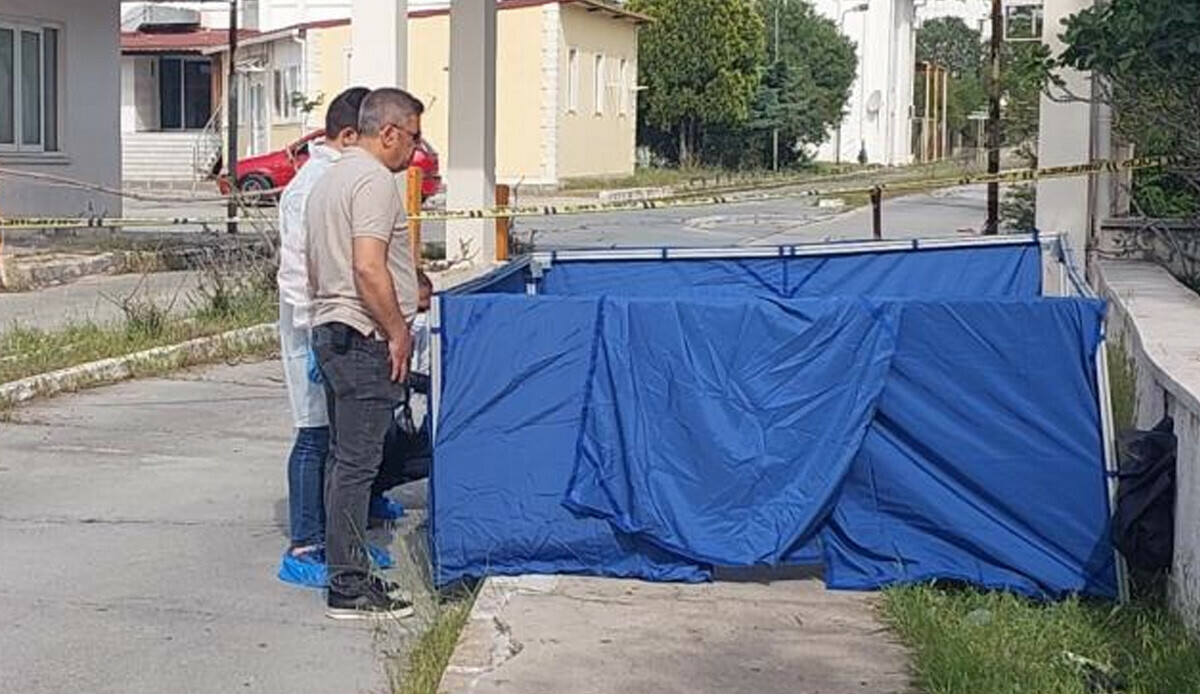 Muğla'da hastane önünde 'gizemli'  kadın cesedi ekipleri harekete geçirdi