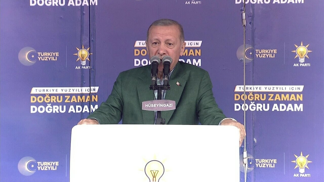 Cumhurbaşkanı Erdoğan'dan İnce'nin adaylıktan çekilmesine ilk yorum: Doğrusu üzüldüm Cumhurbaşkanı Erdoğan'dan İnce'nin adaylıktan çekilmesine ilk yorum: Doğrusu üzüldüm