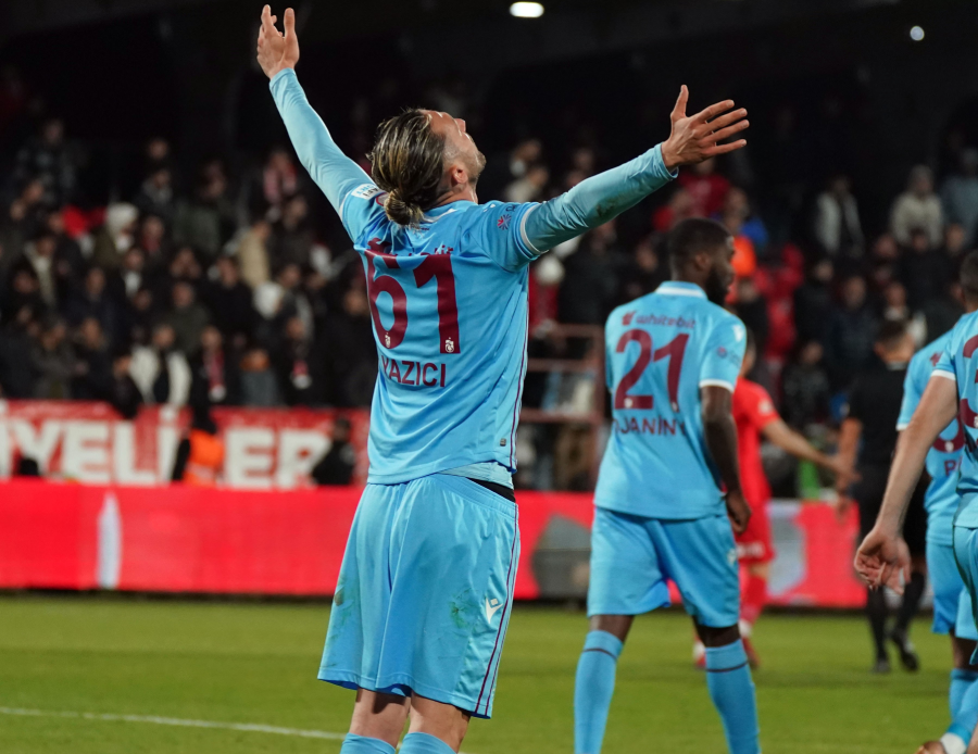 Yusuf Yazıcı sürprizi! Trabzonspor'a veda edip ezeli rakibe transfer oluyor Yusuf Yazıcı sürprizi! Trabzonspor'a veda edip ezeli rakibe transfer oluyor