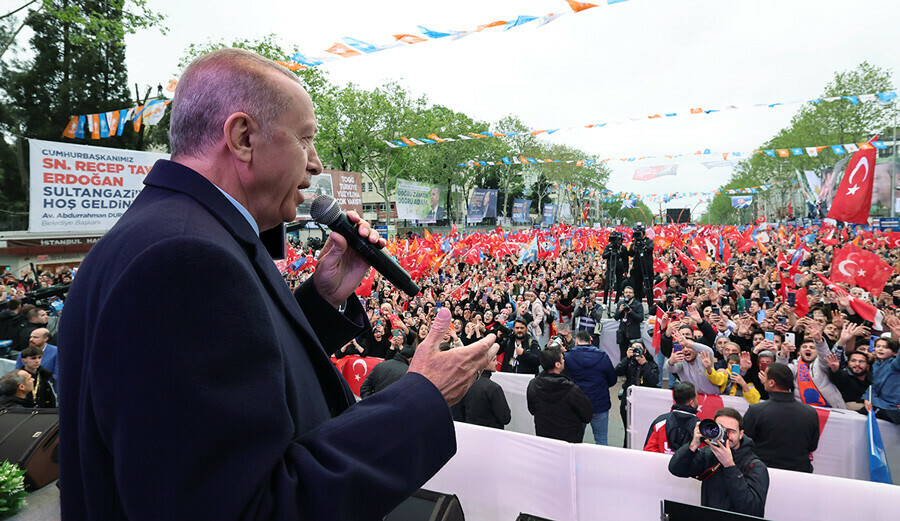 Cumhurbaşkanı Erdoğan'dan Akşener ve İnce yorumu: Döndüren de çektiren de aynı güç Cumhurbaşkanı Erdoğan'dan Akşener ve İnce yorumu: Döndüren de çektiren de aynı güç