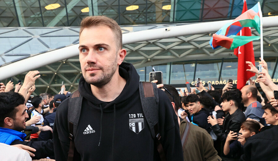 Beşiktaş kafilesi Sabah FC maçı için Bakü'de Beşiktaş kafilesi Sabah FC maçı için Bakü'de