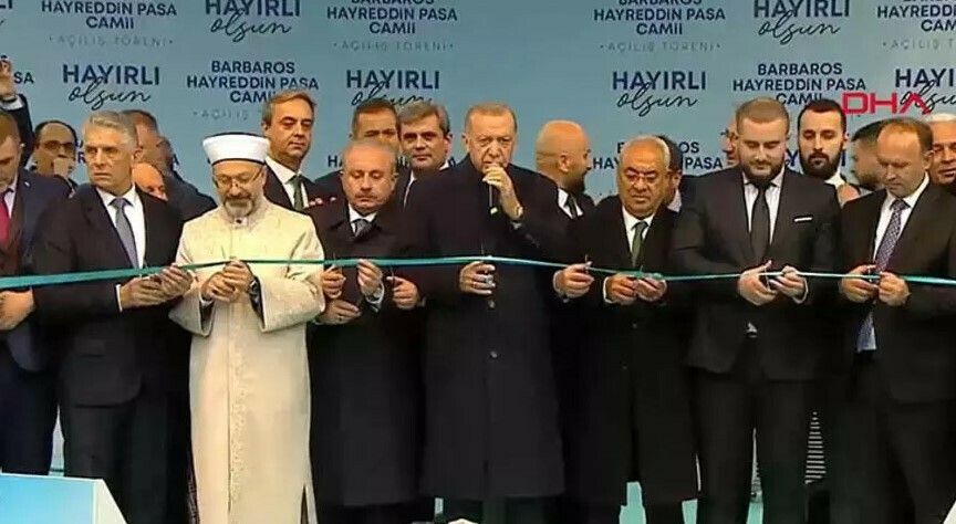Erdoğan Barbaros Hayrettin Paşa Camii'sini açtı: 20 bin kişi aynı anda ibadet edebilecek Erdoğan Barbaros Hayrettin Paşa Camii'sini açtı: 20 bin kişi aynı anda ibadet edebilecek