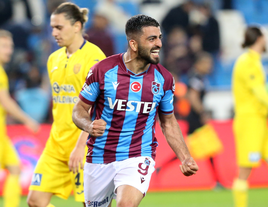 Umut Bozok, Fenerbahçe'ye meydan okudu: Kadıköy'de yüzde 100 kazanmamız lazım Umut Bozok, Fenerbahçe'ye meydan okudu: Kadıköy'de yüzde 100 kazanmamız lazım