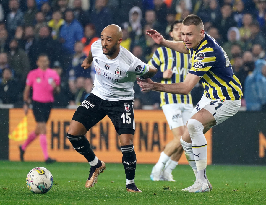 Beşiktaş'ta Şenol Güneş'in kalmasını istediği Redmond'un tek şartı var Beşiktaş'ta Şenol Güneş'in kalmasını istediği Redmond'un tek şartı var