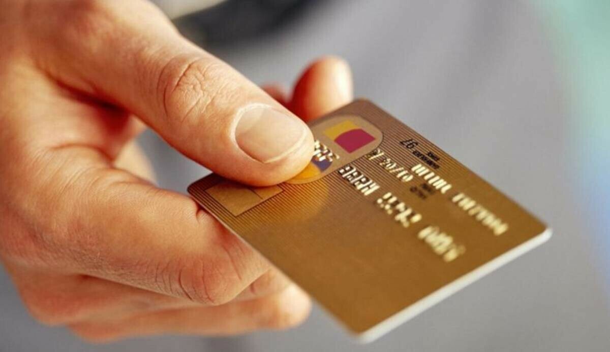 Kredi kartı kullananlar dikkat! Bankalar 3 seçenek sunacak Kredi kartı kullananlar dikkat! Bankalar 3 seçenek sunacak
