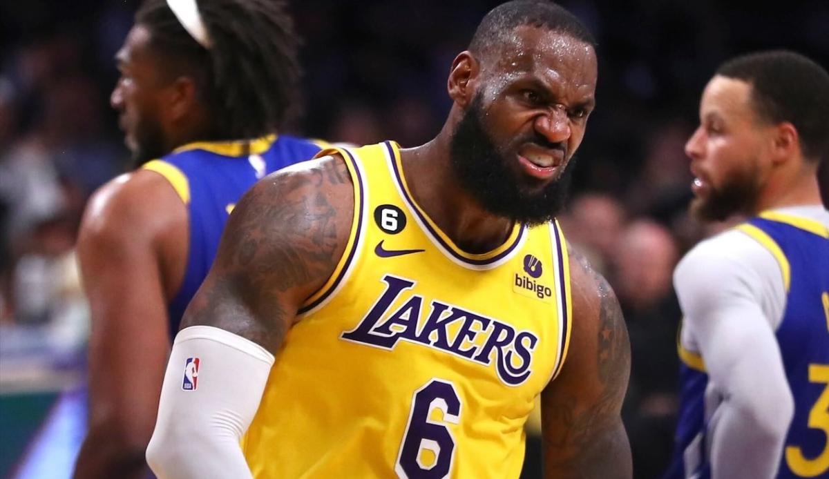 NBA'de LeBron James fırtınası! Los Angeles Lakers ile Miami Heat finale kaldı NBA'de LeBron James fırtınası! Los Angeles Lakers ile Miami Heat finale kaldı