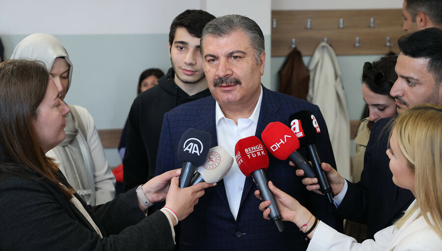 Sağlık Bakanı Koca oyunu kullandı: Türkiye Yüzyılı’nın ilk günü olmasını diliyorum Sağlık Bakanı Koca oyunu kullandı: Türkiye Yüzyılı’nın ilk günü olmasını diliyorum