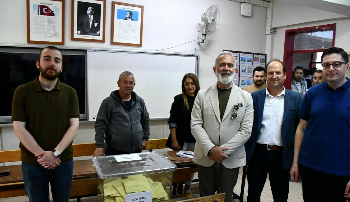 'Tahsin Paşa' Manisa'da oyunu kullandı 'Tahsin Paşa' Manisa'da oyunu kullandı