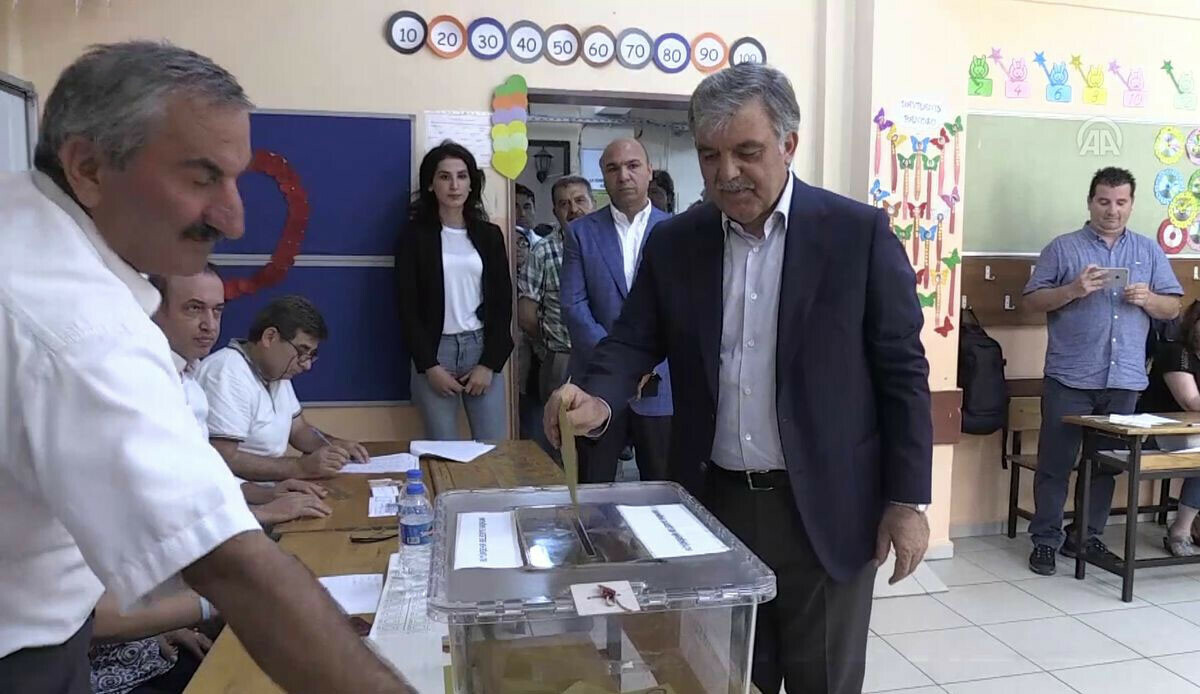 Abdullah Gül oy kullandıktan sonra açıklama yaptı