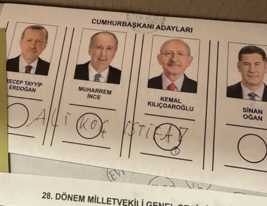 Seçimlerde Ali Koç sürprizi! Oy pusulasındaki not şaşırttı