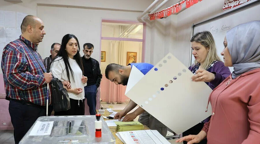Görme engelliler nasıl oy kullanacak? Resmi Gazete'de yayımlandı: Seçim tarihinde bir ilk!